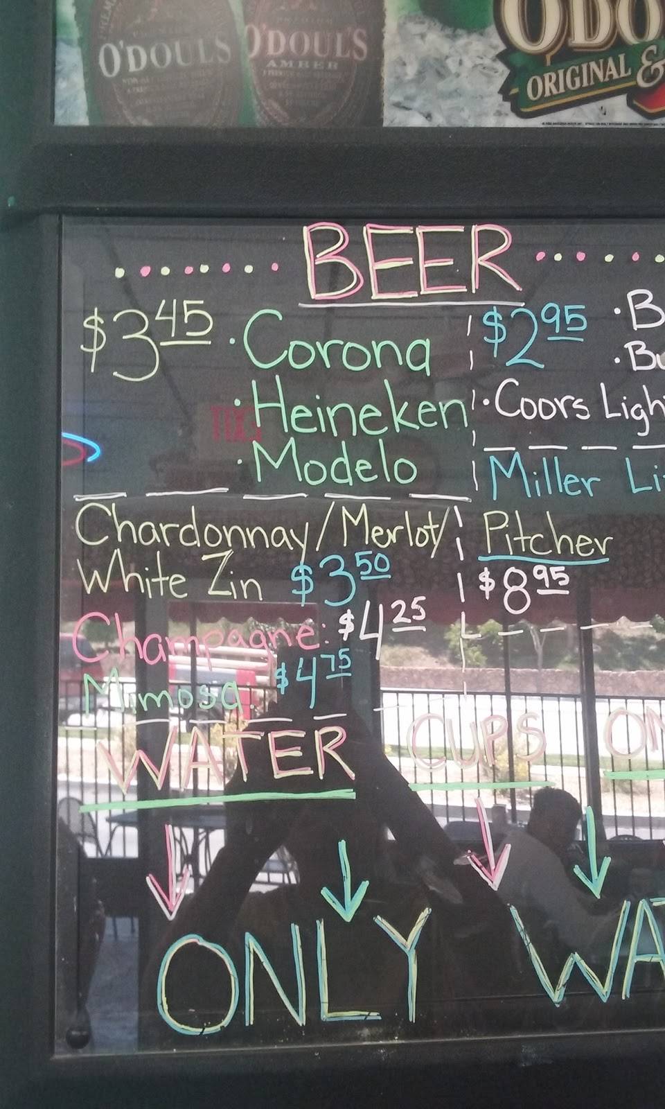 Tellys Charburgers | meal takeaway | 27737 Bouquet Canyon Rd, Santa Clarita, CA 91350, USA | 6612973872 OR +1 661-297-3872