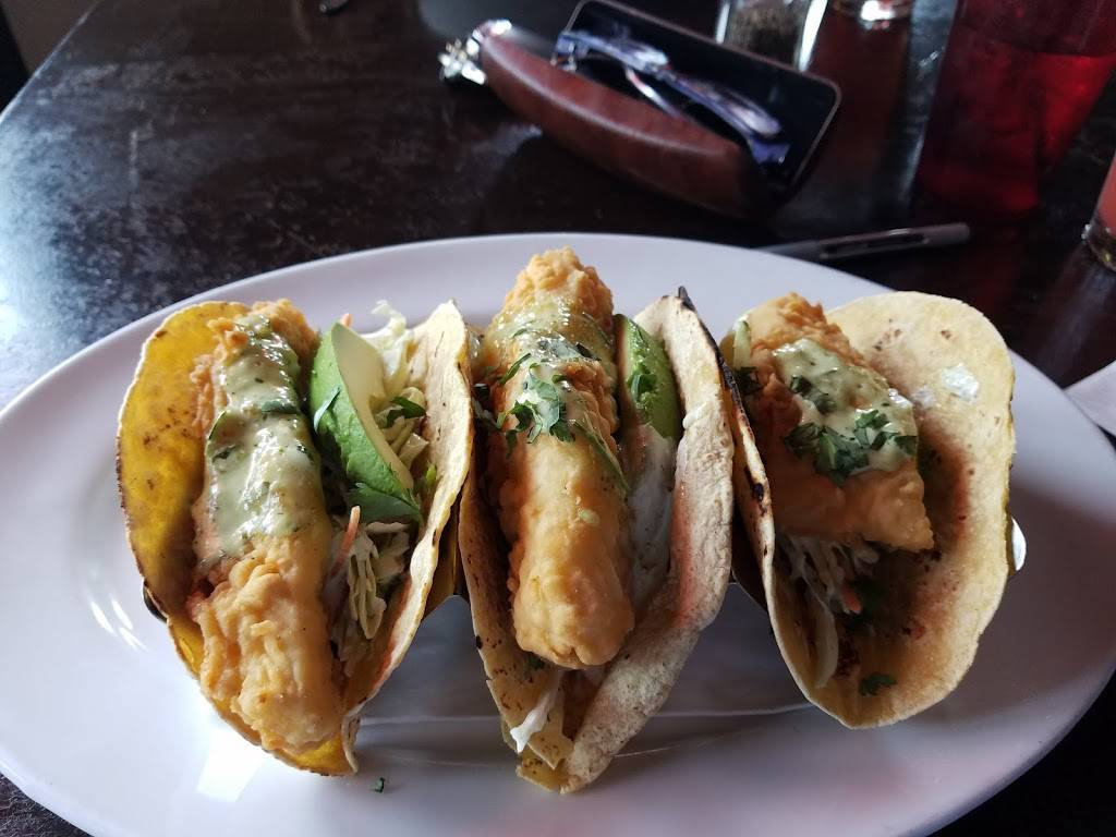 The Blarney Stone | restaurant | 1505 Dorchester Ave, Dorchester, MA 02122, USA | 6174368223 OR +1 617-436-8223