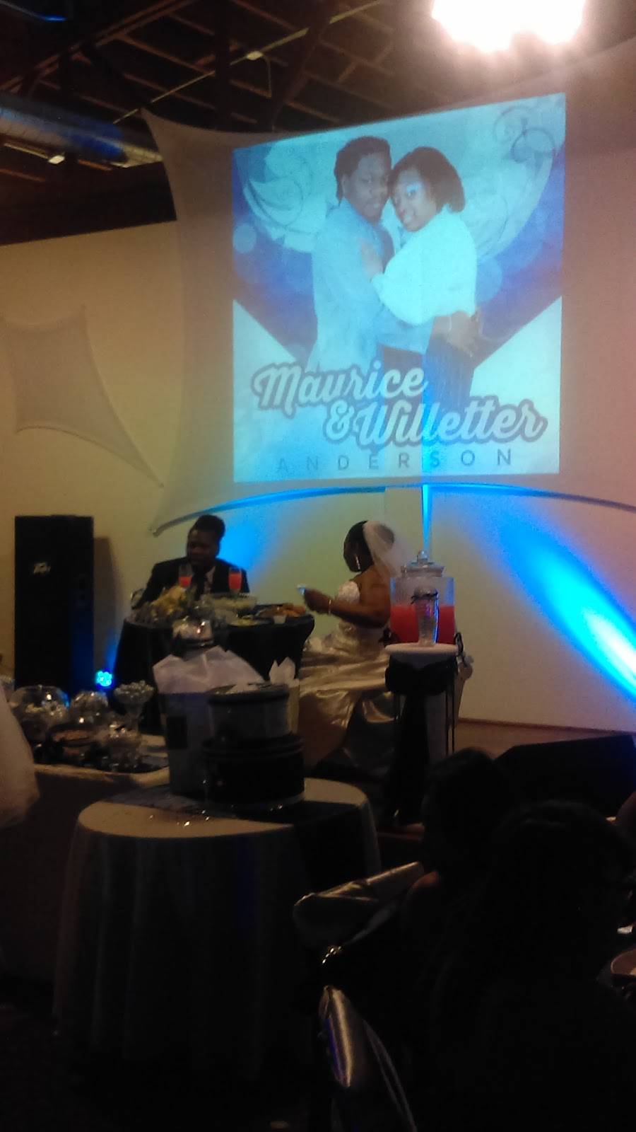 Munchers | restaurant | 4326 W Division St, Chicago, IL 60651, USA | 7732781120 OR +1 773-278-1120