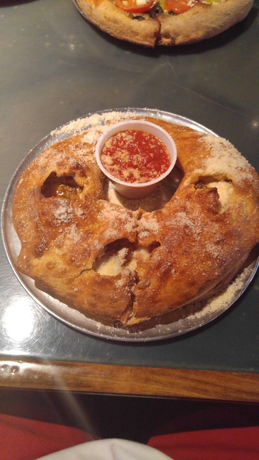 Mellow Mushroom | meal takeaway | 10959 Causeway Blvd, Brandon, FL 33511, USA | 8136851122 OR +1 813-685-1122