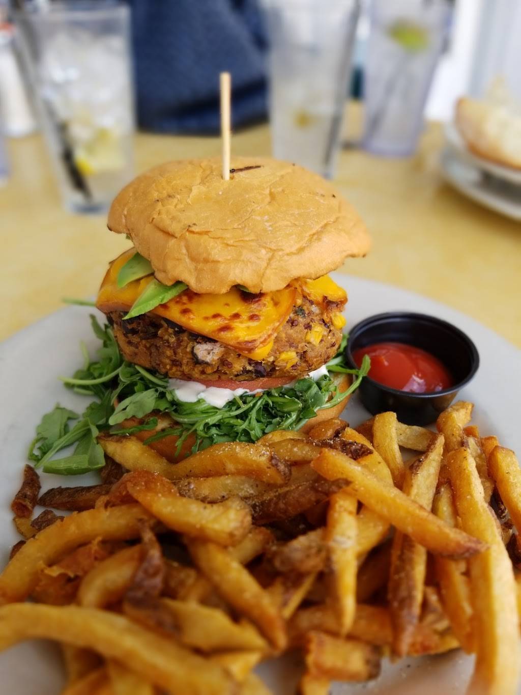 The Standard Restaurant | restaurant | 1520 Broadway, Fort Myers, FL 33901, USA | 2392196463 OR +1 239-219-6463