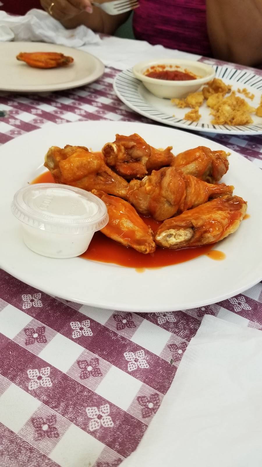 Roma Italian Restaurant | restaurant | 826 E Atlantic St, South Hill, VA 23970, USA | 4344478884 OR +1 434-447-8884