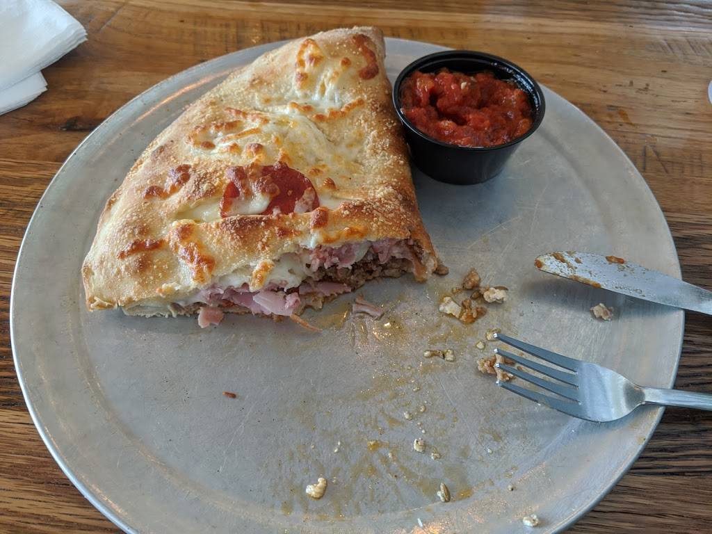 Steel City Pizza Co. Carnes Crossroads | restaurant | 2511 N Main St suite d, Summerville, SC 29486, USA | 8438676100 OR +1 843-867-6100