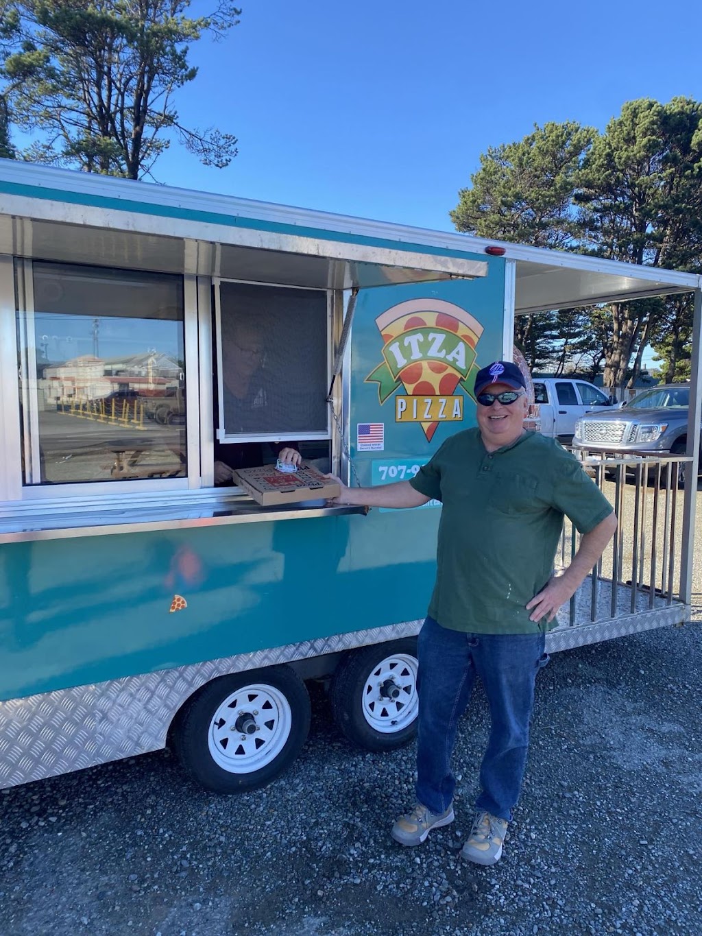 ITZA Pizza | meal takeaway | 284 L St, Crescent City, CA 95531, USA | 7079511432 OR +1 707-951-1432