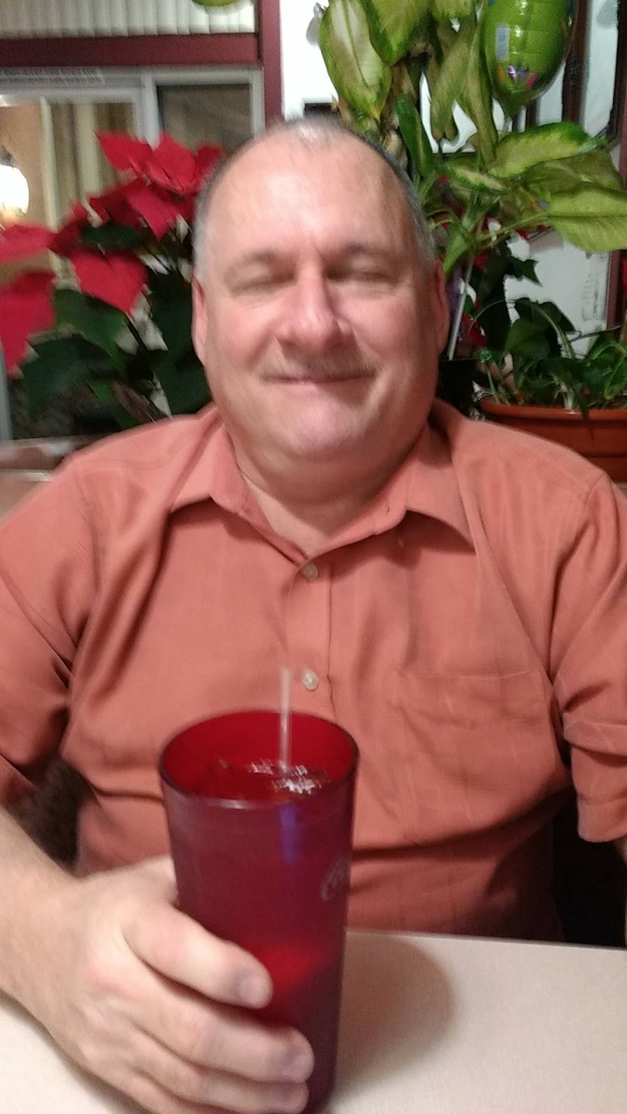 Carriage Cafe | restaurant | 2295 Tapo St, Simi Valley, CA 93063, USA | 8055777857 OR +1 805-577-7857