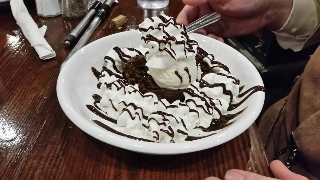 Rare Olde Times | restaurant | 10602 Patterson Ave, Henrico, VA 23238, USA | 8047501346 OR +1 804-750-1346