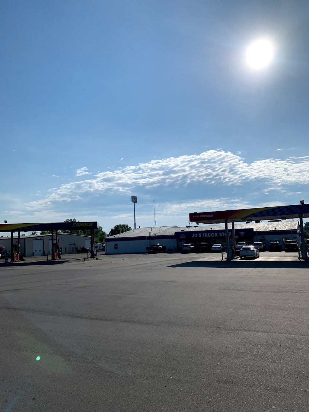 JDs Truck & Liquor Stop | restaurant | 1655 Mayflower Rd, Niles, MI 49120, USA | 2696839558 OR +1 269-683-9558