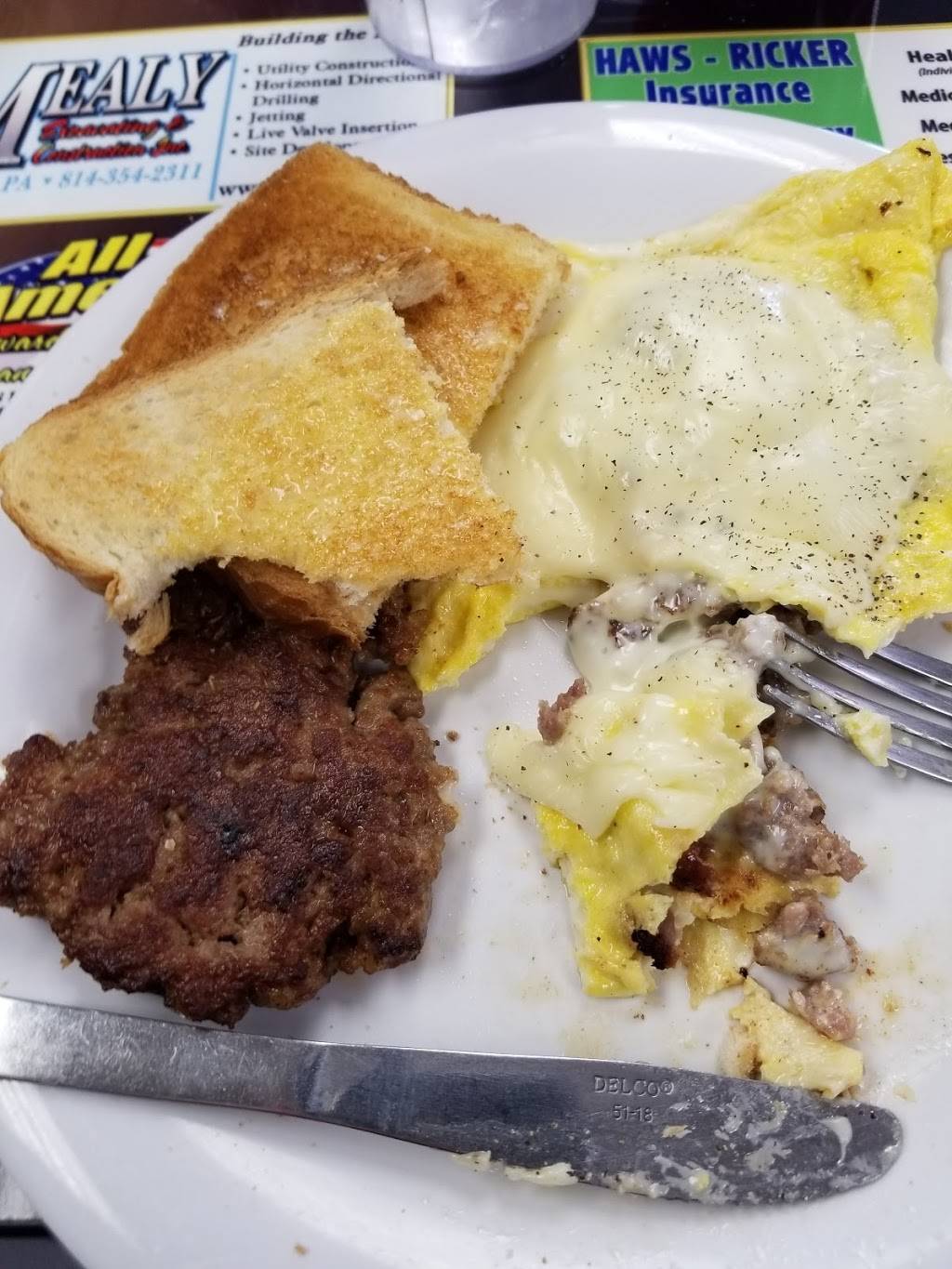 Debs Diner | restaurant | 720 Main St, Strattanville, PA 16258, USA | 8147643001 OR +1 814-764-3001