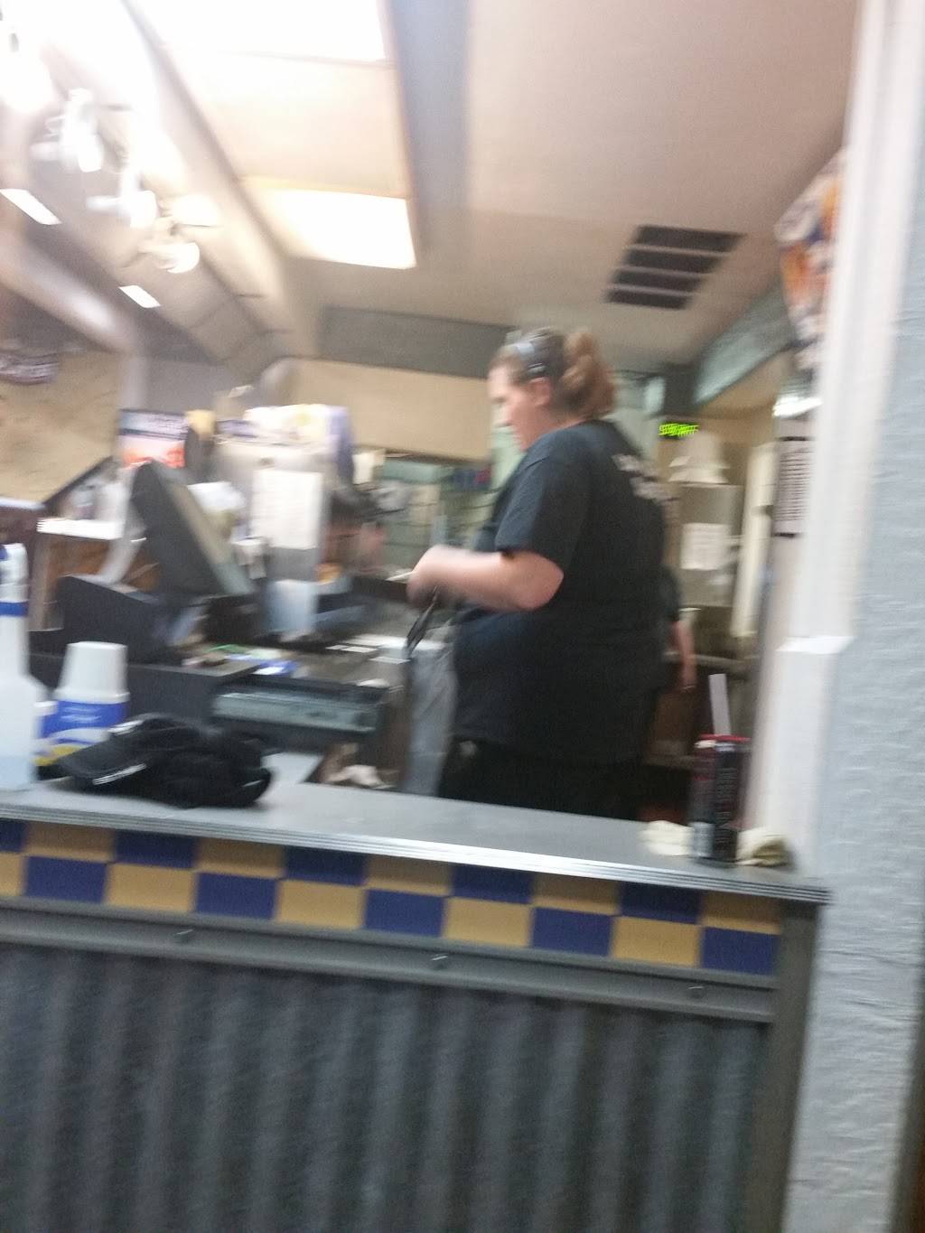 Long John Silvers | restaurant | 206 WV-2, New Martinsville, WV 26155, USA | 3044552570 OR +1 304-455-2570