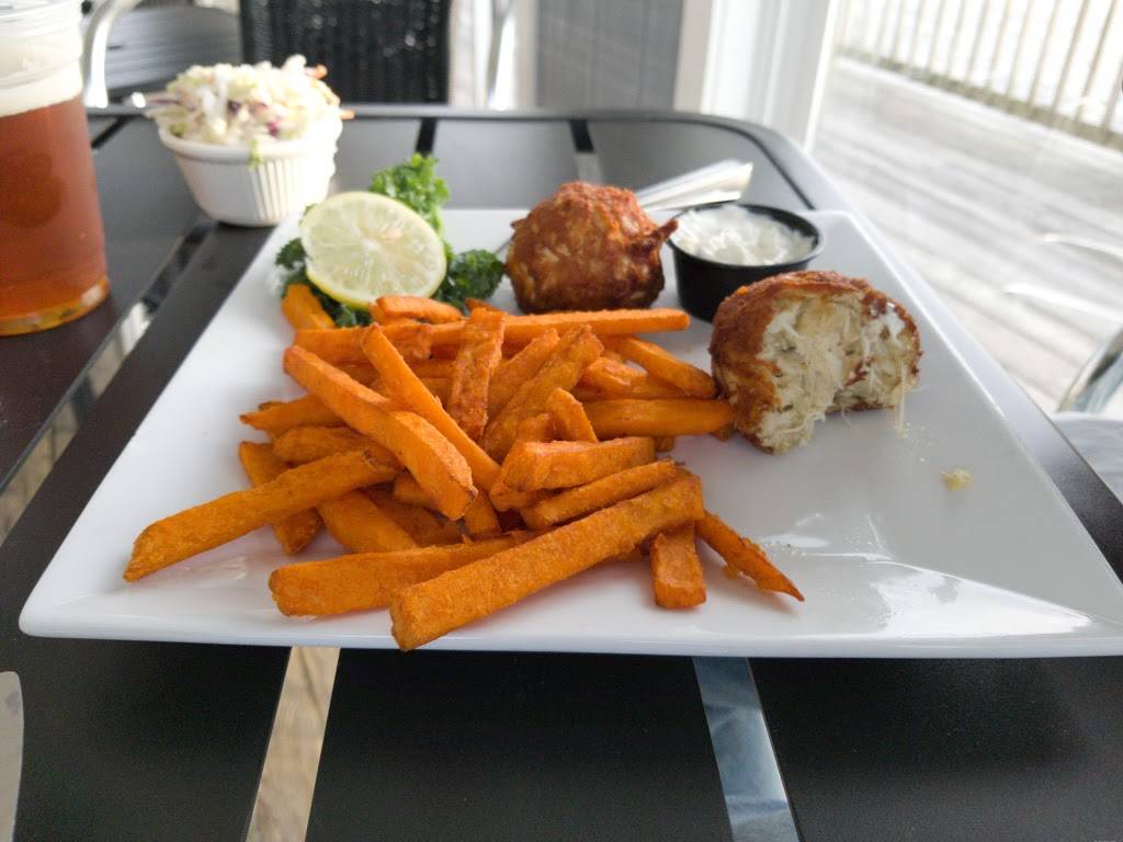 The Pier Restaurant | restaurant | 14575 Solomons Island Rd S, Solomons, MD 20688, USA | 4104498406 OR +1 410-449-8406