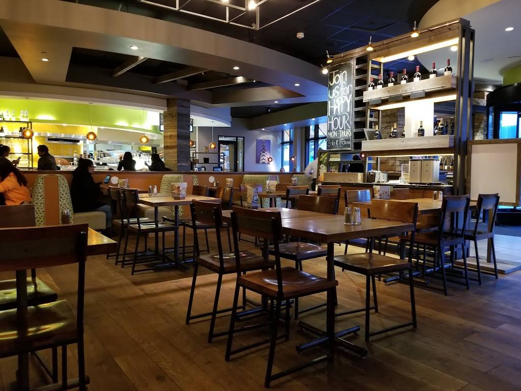 California Pizza Kitchen | restaurant | Atlas Park, 7103 80th St #7101, Glendale, NY 11385, USA | 7188949400 OR +1 718-894-9400