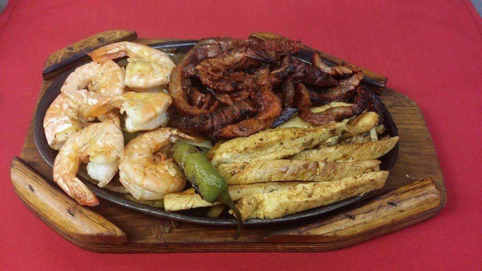 La Casa Del Cabrito | restaurant | 7802 Gulf Fwy, Houston, TX 77017, USA | 7136442331 OR +1 713-644-2331