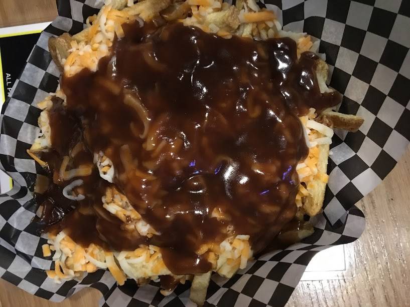 Hacks Taps & Grill | restaurant | 101 Hazelglen Dr #1, Kitchener, ON N2M 5A2, Canada | 5197442839 OR +1 519-744-2839