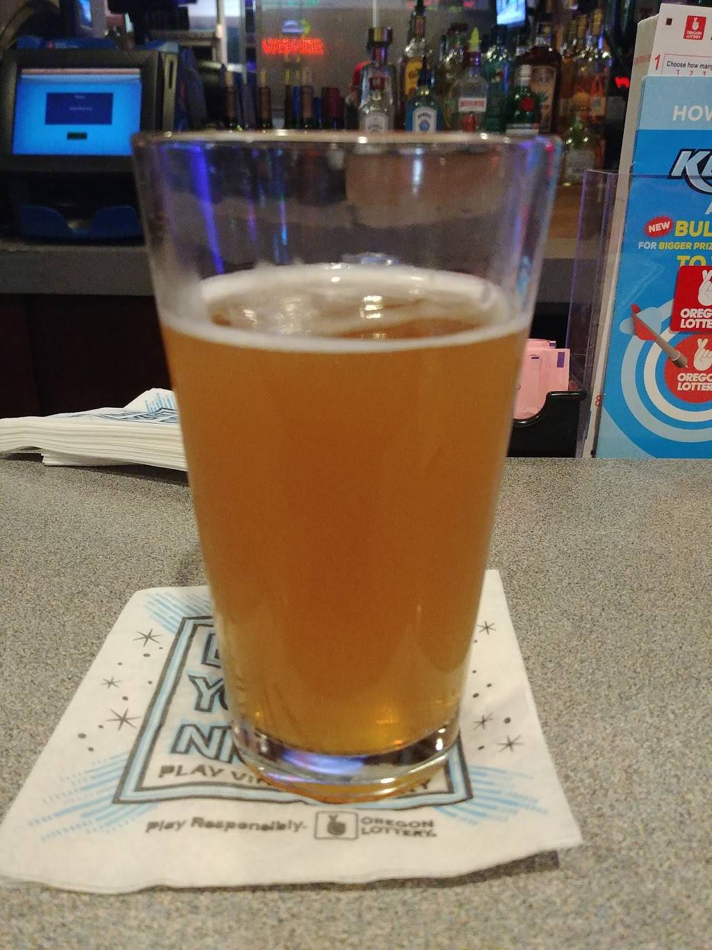 A J Hideaway Bar & Grill | restaurant | 5048 River Rd N, Keizer, OR 97303, USA | 5033931250 OR +1 503-393-1250