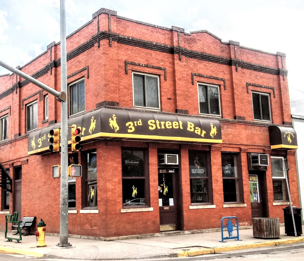 3rd Street Bar & Grill | restaurant | 218 Grand Ave, Laramie, WY 82070, USA | 3077425522 OR +1 307-742-5522