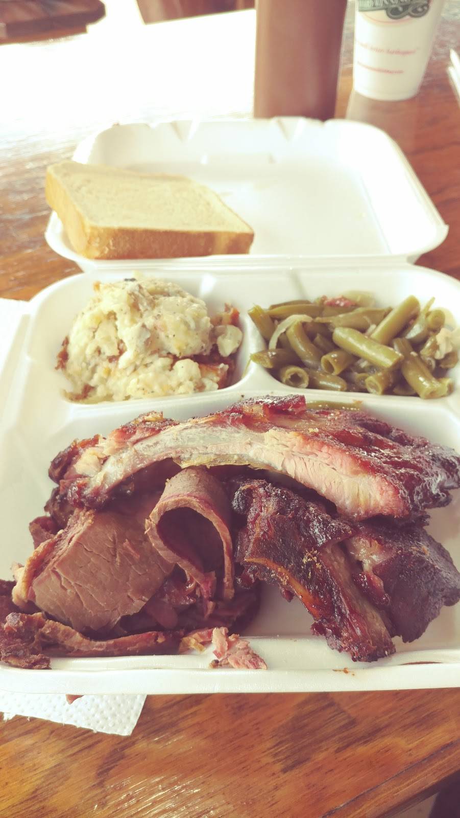 Stonewalls BBQ | restaurant | 6072 GA-53, Braselton, GA 30517, USA | 7068249990 OR +1 706-824-9990