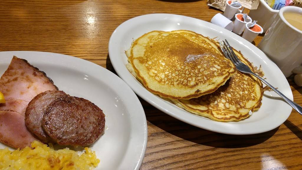 Cracker Barrel Old Country Store | restaurant | 6699 S Semoran Blvd, Orlando, FL 32822, USA | 4072400103 OR +1 407-240-0103