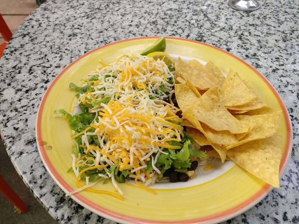 Dos Coyotes Border Café | restaurant | 13385 Folsom Blvd, Folsom, CA 95630, USA | 9163519750 OR +1 916-351-9750