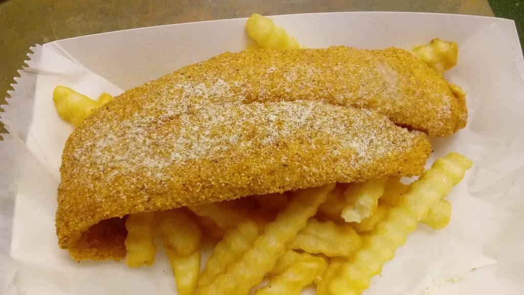 Super JJ Fish & Chicken | restaurant | 1510 W Market St, Bloomington, IL 61701, USA | 3098207600 OR +1 309-820-7600