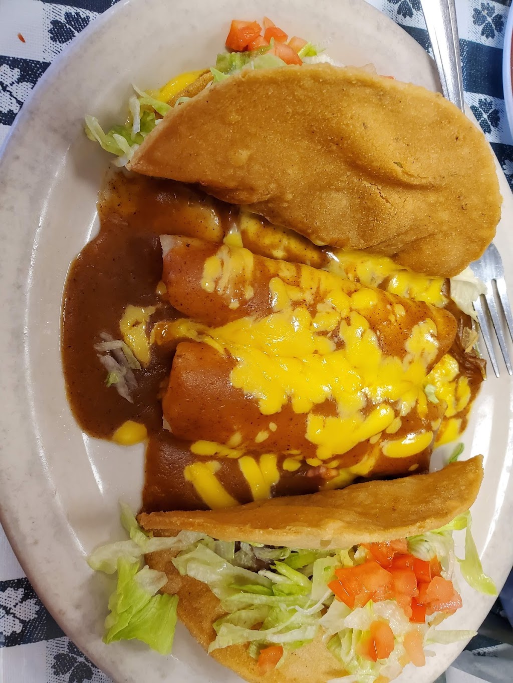 La Feria Cafe | restaurant | 121 W Commercial Ave, La Feria, TX 78559, USA | 9568877018 OR +1 956-887-7018