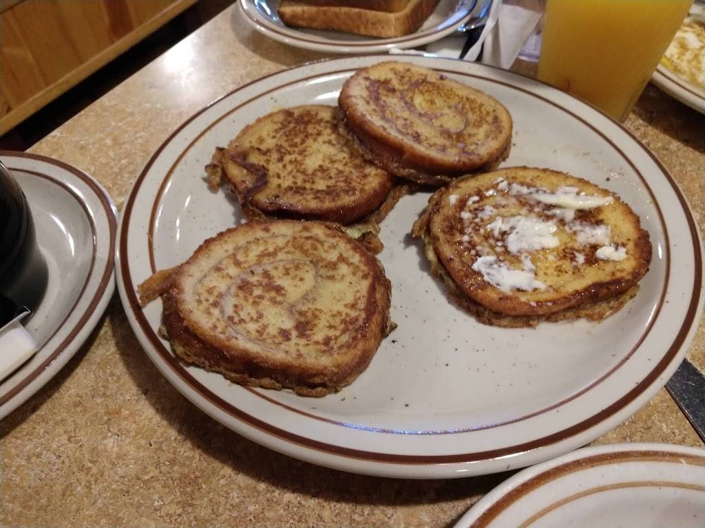 Country Charm Restaurant | restaurant | 2034, 101 Lincolnway Dr, New Lenox, IL 60451, USA | 8154853996 OR +1 815-485-3996