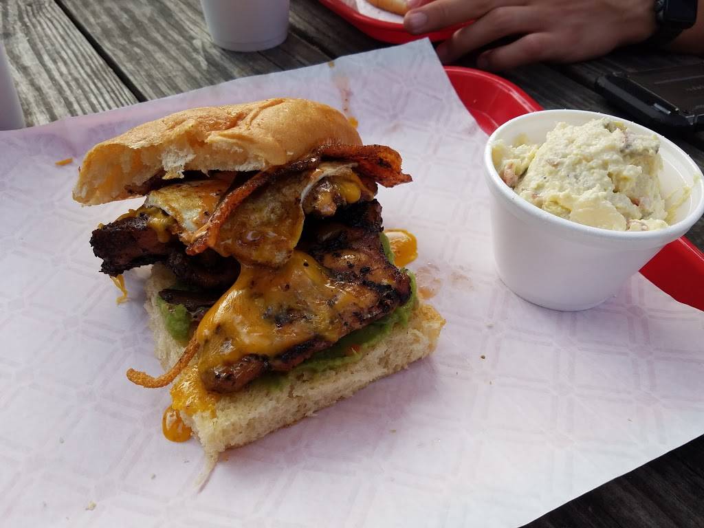 Stanley’s Famous Pit Bar-B-Q | restaurant | 525 S Beckham Ave, Tyler, TX 75702, USA | 9035930311 OR +1 903-593-0311