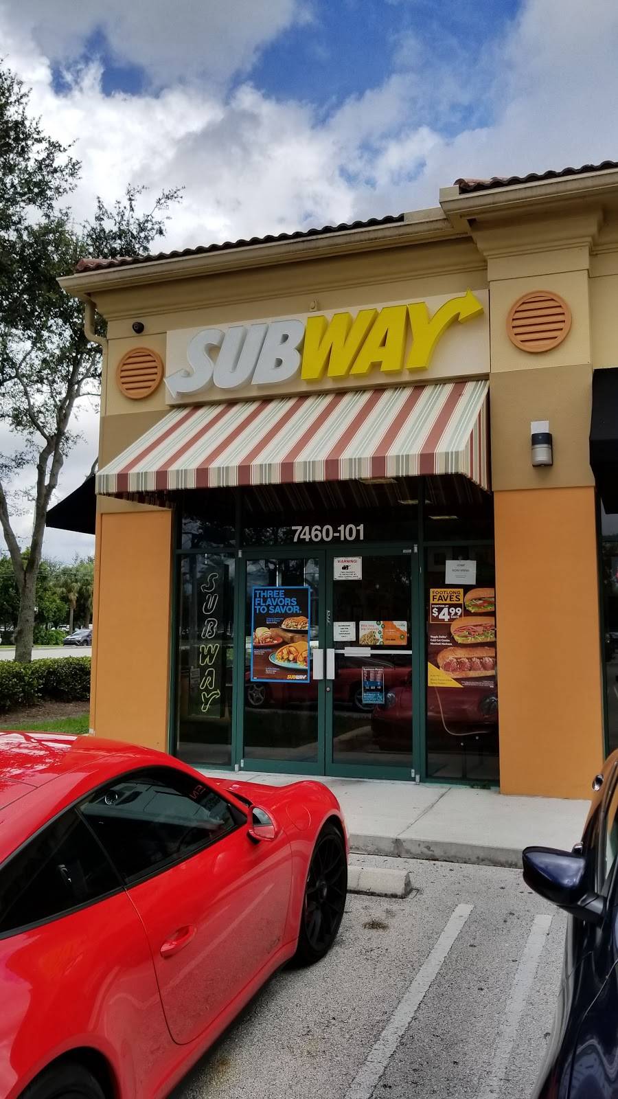 Subway Restaurants | restaurant | Hagens Ranch Plaza, 7460 W Boynton Beach Blvd STE 101, Boynton Beach, FL 33437, USA | 5613695612 OR +1 561-369-5612