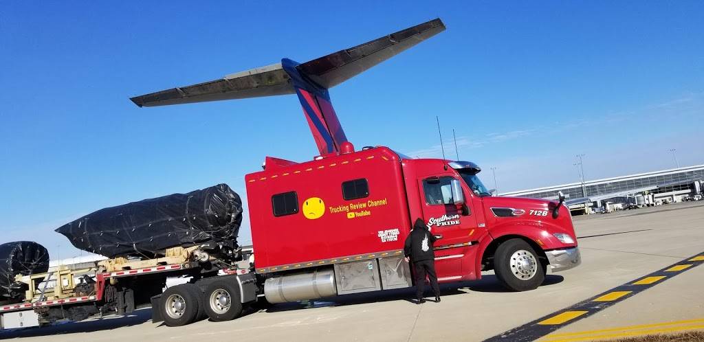 Pilot Travel Center | restaurant | 4610 Broadway St, Mt Vernon, IL 62864, USA | 6182441216 OR +1 618-244-1216