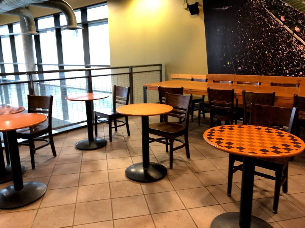 Starbucks | cafe | 2911 Woodside Drive, Cincinnati, OH 45221, USA | 8007827282 OR +1 800-782-7282
