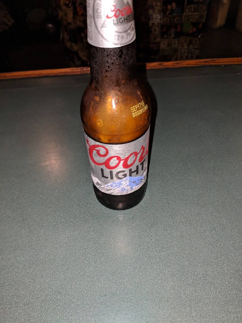 The Berville Hotel Bar & Grill | restaurant | 498 North Ave, Berlin Township, MI 48002, USA | 5867849017 OR +1 586-784-9017