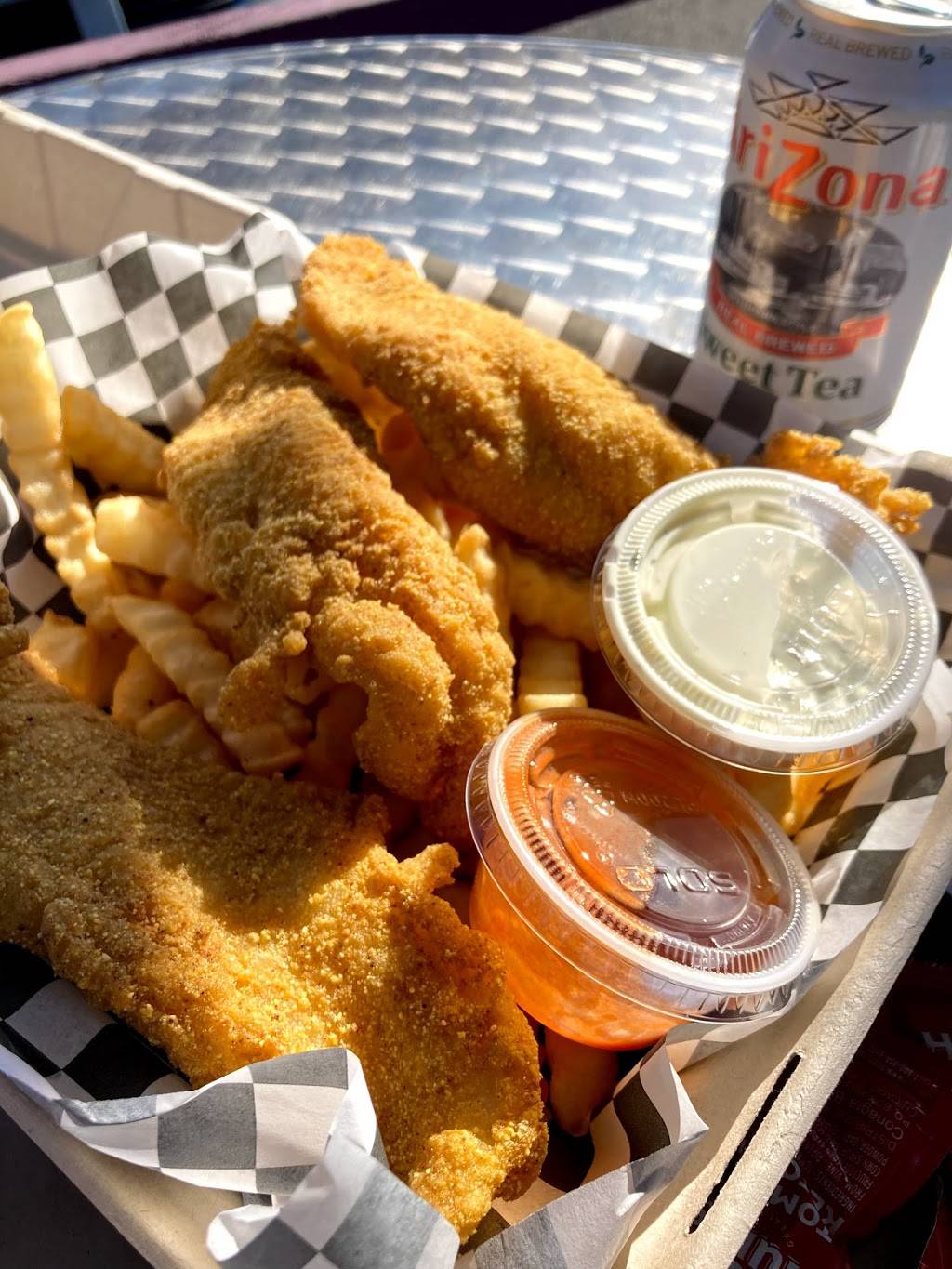 Selena’s Custom Kitchen | restaurant | 13110 NE Sandy Blvd, Portland, OR 97230, USA | 5033093495 OR +1 503-309-3495