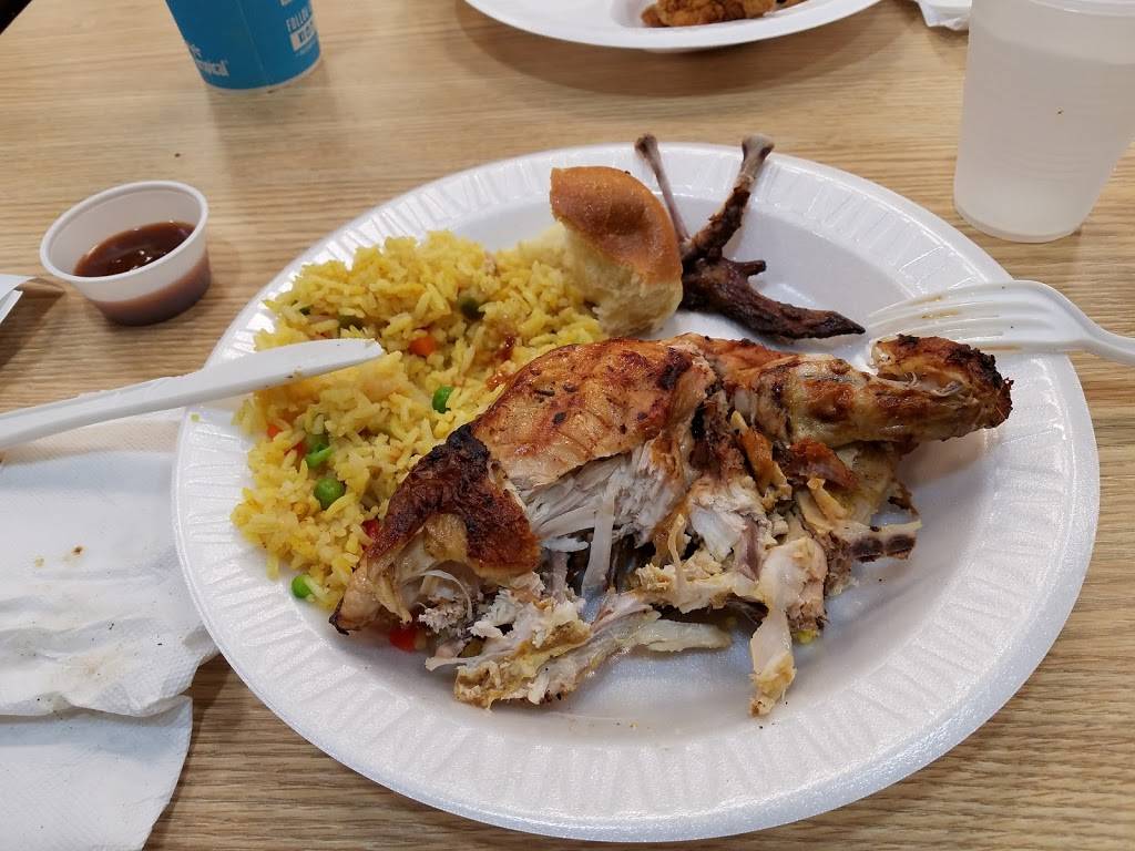 Pollo Tropical | restaurant | 3285 W Hillsborough Ave, Tampa, FL 33614, USA | 8138707235 OR +1 813-870-7235