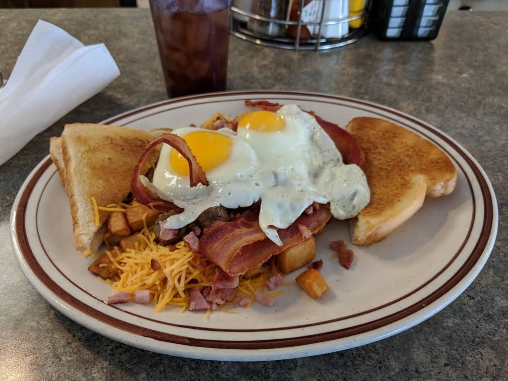 Lees | restaurant | 4128 14th Ave, Rock Island, IL 61201, USA | 3095580097 OR +1 309-558-0097