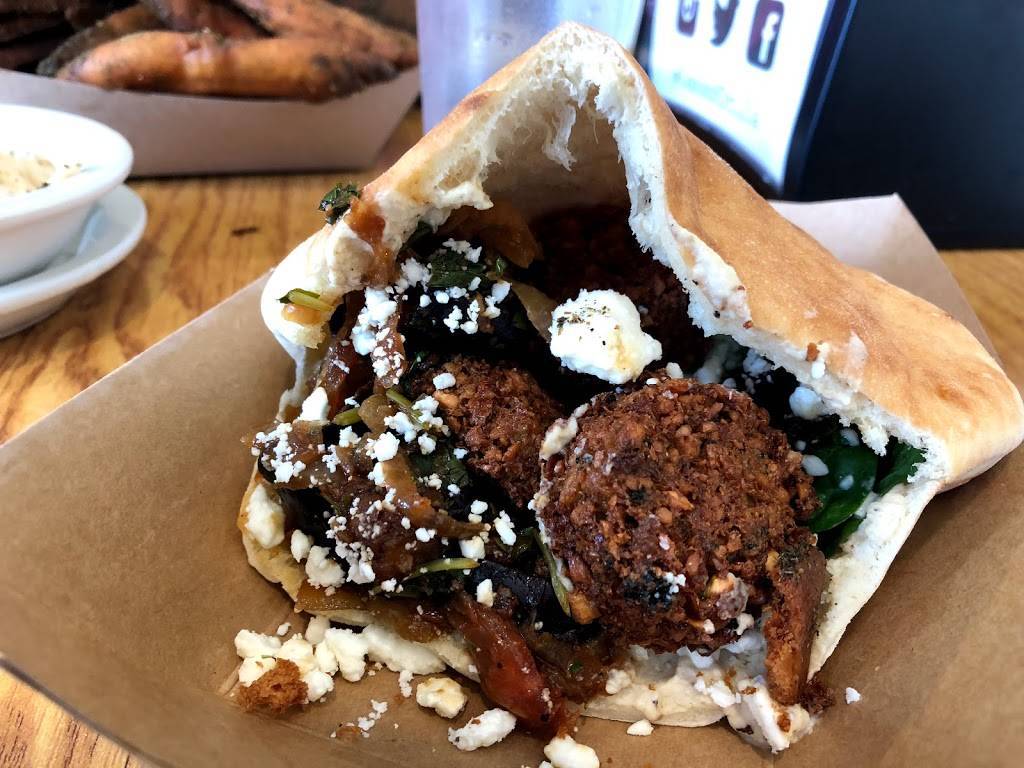 Oasis Falafel (Omaha) | restaurant | 1620 Harney St, Omaha, NE 68102, USA | 4025043102 OR +1 402-504-3102