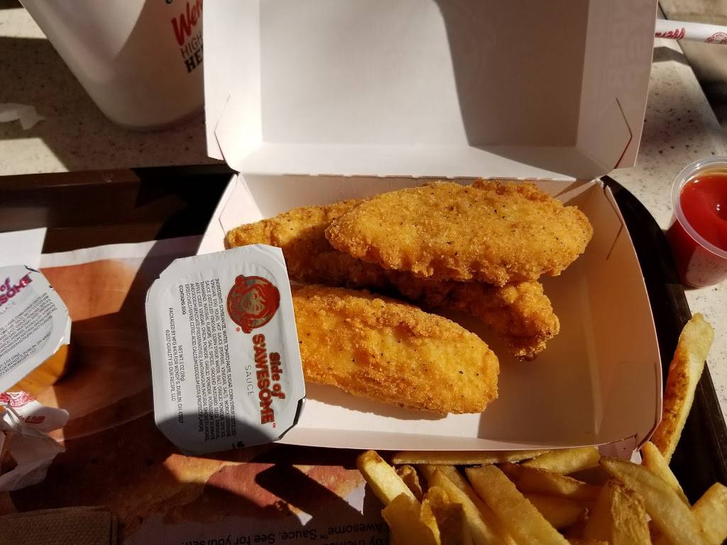 Wendys | restaurant | 1010 E Hollywood St, Blytheville, AR 72315, USA | 8707632119 OR +1 870-763-2119