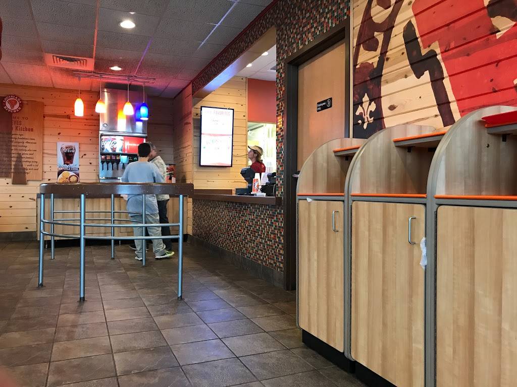 Popeyes Louisiana Kitchen | restaurant | 8700 Ulmerton Rd, Largo, FL 33771, USA | 7275992048 OR +1 727-599-2048