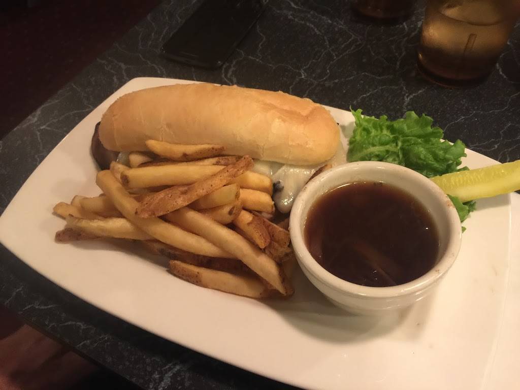 Clubhouse | restaurant | 6365 Pearl Rd, Parma Heights, OH 44130, USA | 4408842582 OR +1 440-884-2582