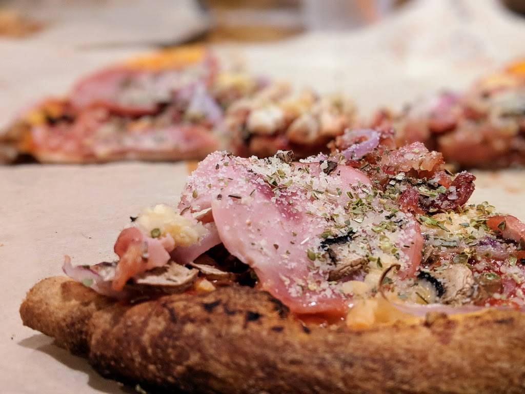 Blaze Pizza | meal takeaway | 43831 Pacific Commons Blvd, Fremont, CA 94538, USA | 5105640572 OR +1 510-564-0572