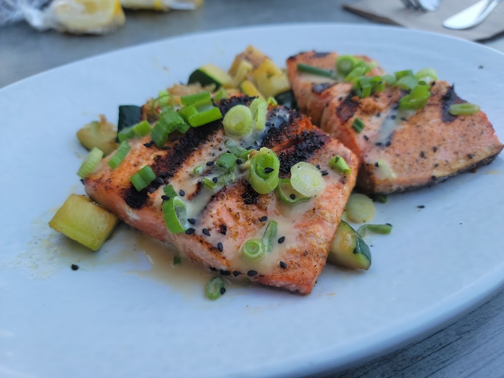 California Fish Grill | restaurant | 3809 E Foothill Blvd, Pasadena, CA 91107, USA | 6265873600 OR +1 626-587-3600