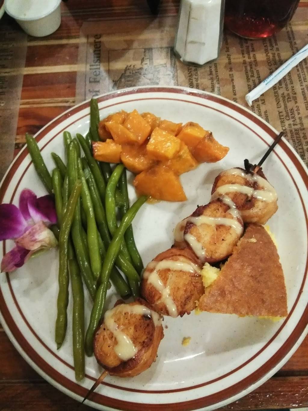 Marsh Landing Restaurant | restaurant | 44 N Broadway St, Fellsmere, FL 32948, USA | 7725718622 OR +1 772-571-8622