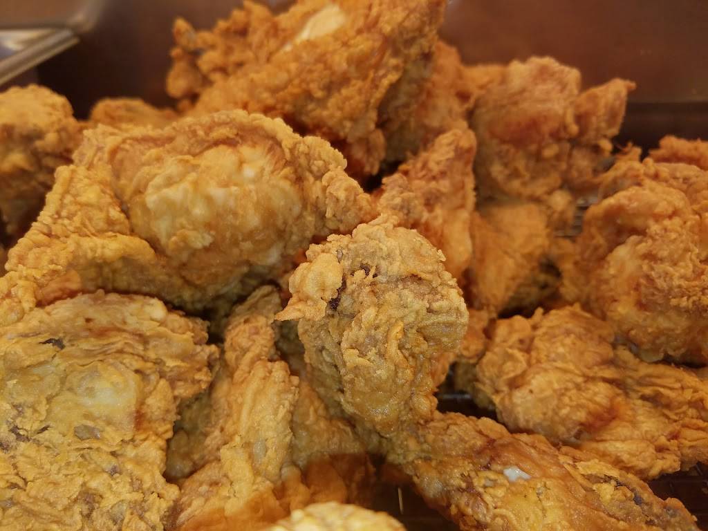 Churchs Chicken | restaurant | 13531 Fenkell Ave, Detroit, MI 48227, USA | 3138347869 OR +1 313-834-7869