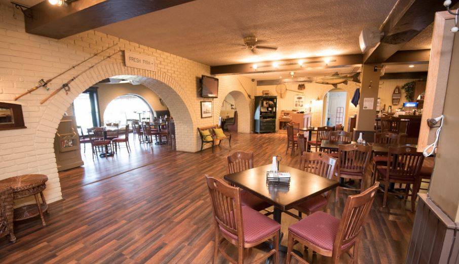 Muskie Jakes Tap & Grill | restaurant | 550 Stone St S, Gananoque, ON K7G 2A8, Canada | 6133822165 OR +1 613-382-2165