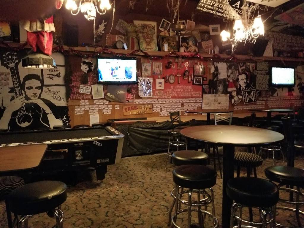Johnnys Saloon & Pizzeria | restaurant | 17428 Beach Blvd, Huntington Beach, CA 92647, USA | 7148480676 OR +1 714-848-0676