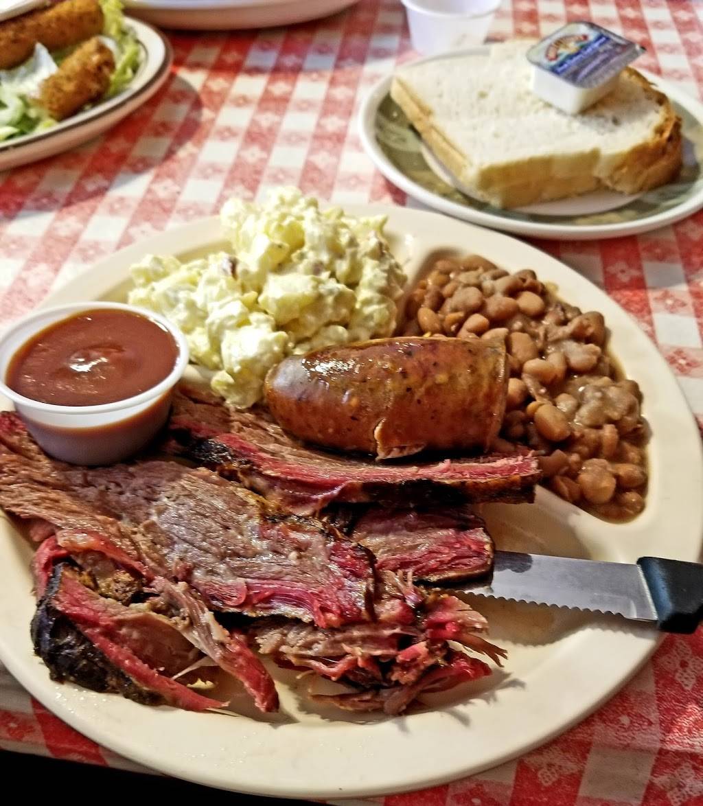 Country Kitchen and Bakery | restaurant | 307 N Key Ave, Lampasas, TX 76550, USA | 5125566152 OR +1 512-556-6152