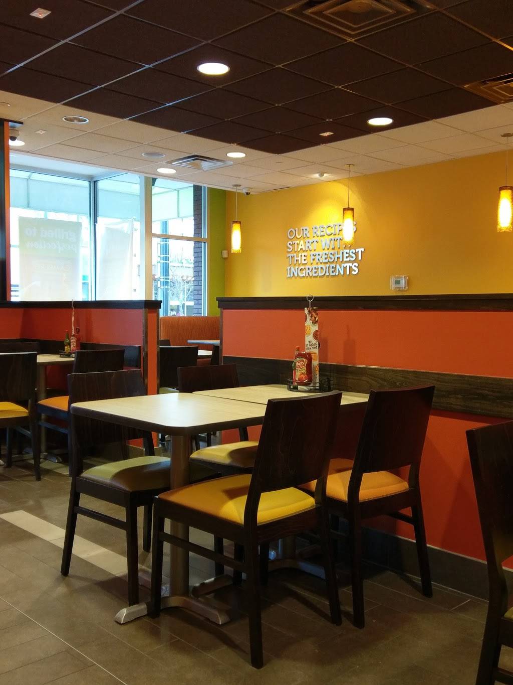Pollo Campero | meal takeaway | 8662 Colesville Rd, Silver Spring, MD 20910, USA | 3015870292 OR +1 301-587-0292