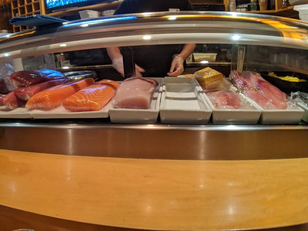 BLUEFUJI MEDFORD SUSHI | restaurant | 38 Salem St, Medford, MA 02155, USA | 7813881888 OR +1 781-388-1888