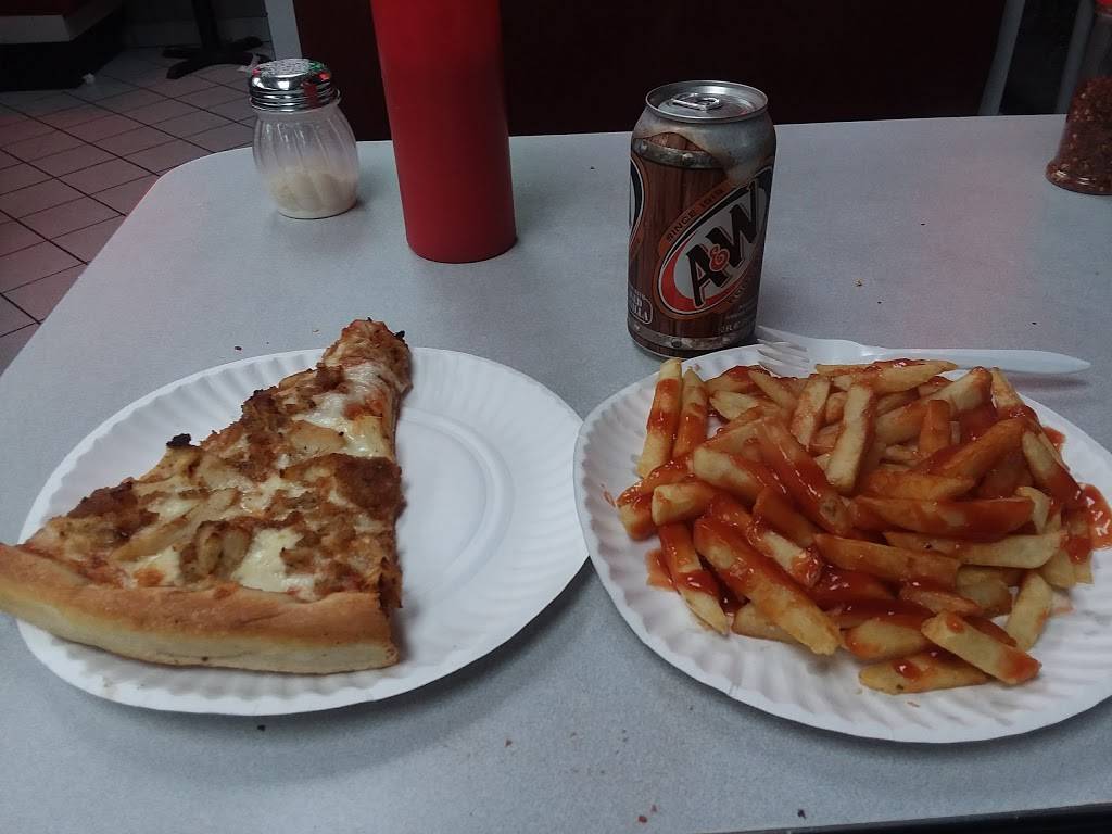 Town Pizza House Restaurant | restaurant | 2 Anderson St, New Rochelle, NY 10801, USA | 9142355128 OR +1 914-235-5128