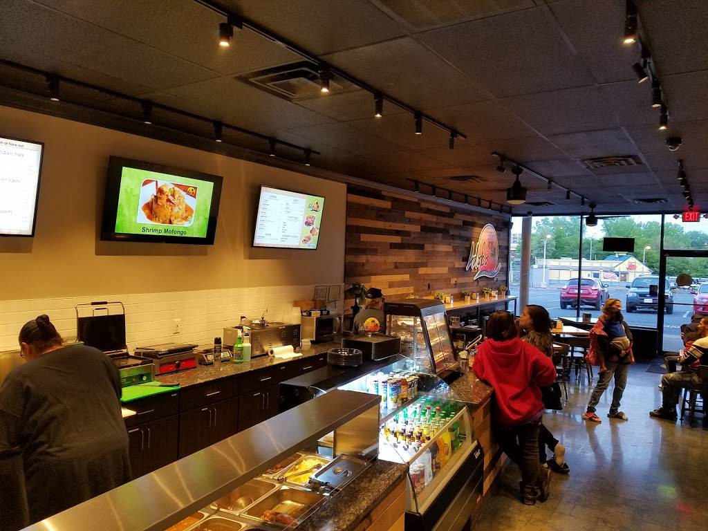 Adobo Latin Kitchen | restaurant | 2429 Nazareth Rd Unit 25, Easton, PA 18045, USA | 6104385210 OR +1 610-438-5210