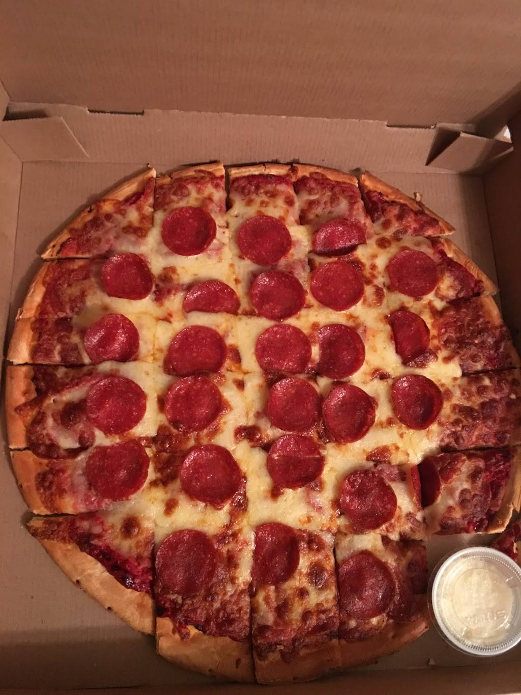 First String Family Sports | restaurant | 5921 New Cut Rd, Louisville, KY 40214, USA | 5023660049 OR +1 502-366-0049