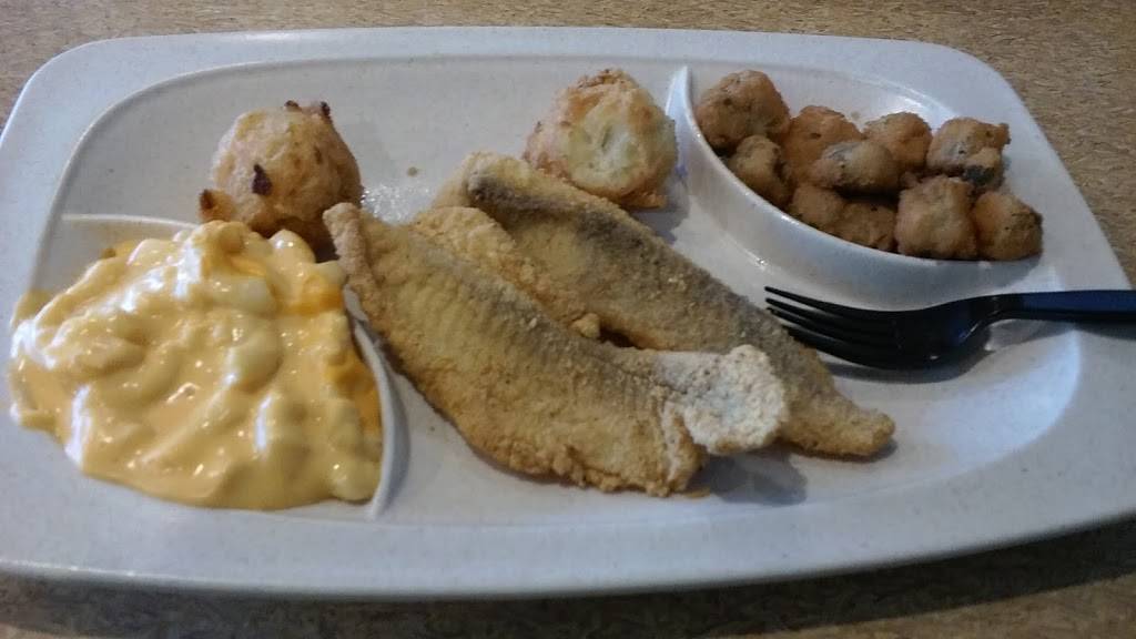 Captain Ds | restaurant | 407 Gallatin Pike N, Madison, TN 37115, USA | 6158682098 OR +1 615-868-2098